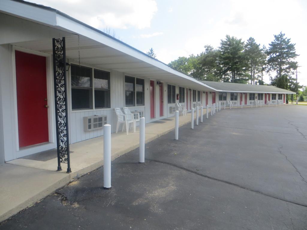 Day'S End Motel Plainville Luaran gambar